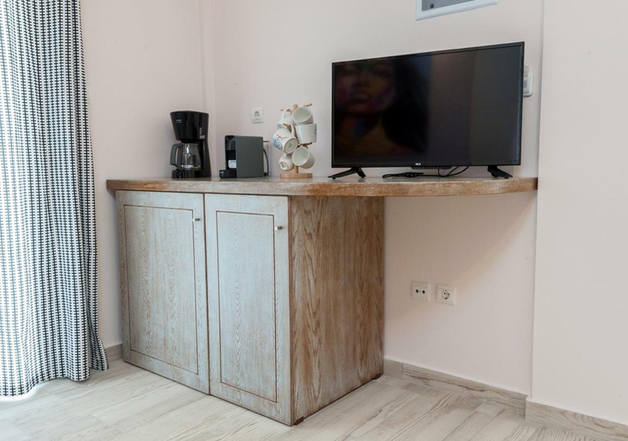 Aparthotel Iliovasilema à Plati  Extérieur photo