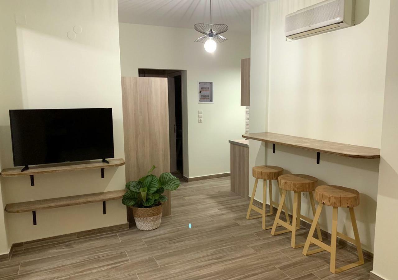 Aparthotel Iliovasilema à Plati  Extérieur photo
