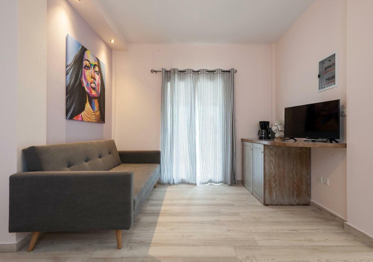 Aparthotel Iliovasilema à Plati  Extérieur photo