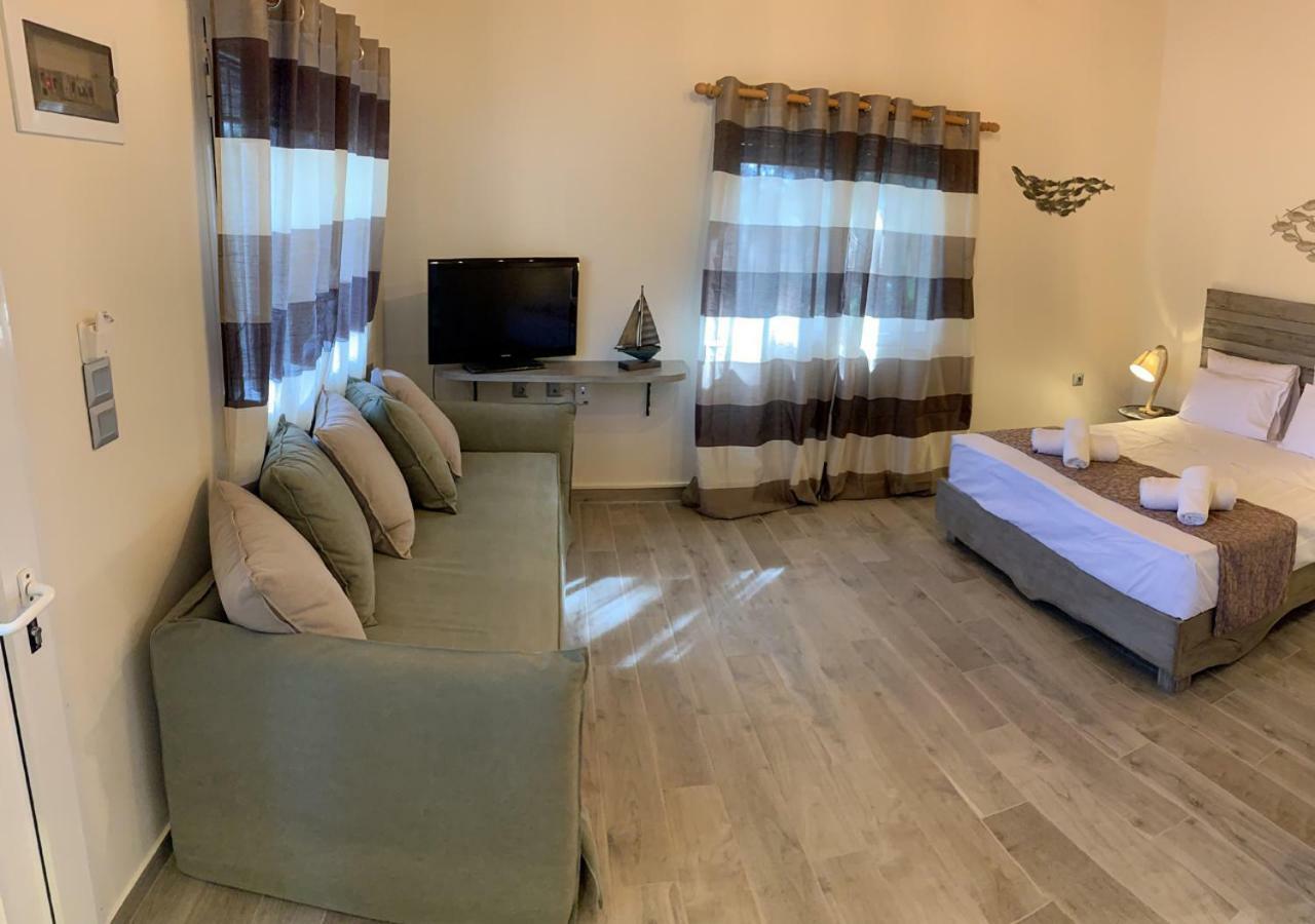 Aparthotel Iliovasilema à Plati  Extérieur photo
