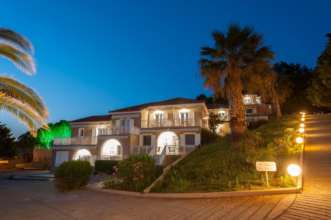Aparthotel Iliovasilema à Plati  Extérieur photo